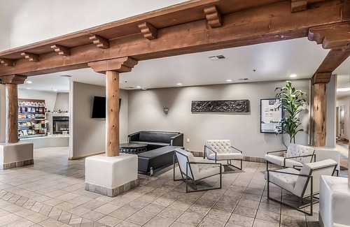 Palm Valley Hotel | Great Escape in Red Lion Inn & Suites Goodyear Phoenix! Parking, Breakfast, Pool