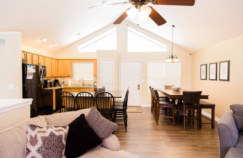 Lakeside Estates House | Great Escape is Waterfrnt, 9 bdrms, perfect for family vacations and holidays