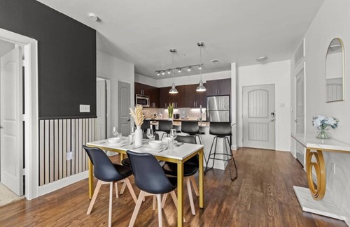 Frisco Apartment | Great for kids Sleeps 10 Lux 2B, The Star Toyota,