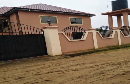 Koforidua Apartment | Great Location