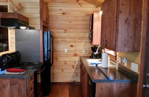 Blowing Rock Cabin | GREAT Location. Private Cottage near Blowing