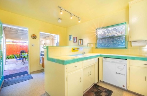Beach Barber Tract House | Great Pet Home Fenced Yard/Walk to Beach/Village