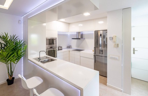 Puerto Banus Apartment | "Great Spacious Banus Appartment" close to the Beach with Wi-Fi