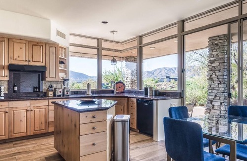 Desert Mountain House | Great Views in Desert Mountain, Scottsdale nDouble Master Suites in private home