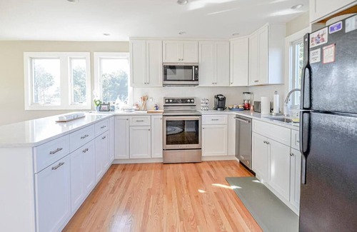 Katama House | Great Vineyard getaway!