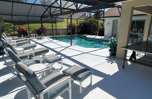 Greater Groves Villa | Greater Groves Villa. 4 bedroom, 3 bathroom villa “exceptional”, US27/US192 area