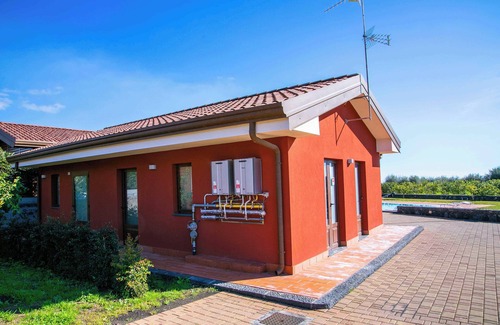 Aci Sant'Antonio RV Rental | Green Etna camping pitches