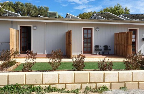 Green Head Ski Chalet | Green Head Caravan Park