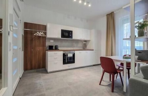 Torokbalint Apartment | Green Home Apartment
