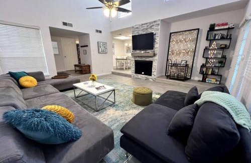 Lakeway House | Green House by Lake Travis