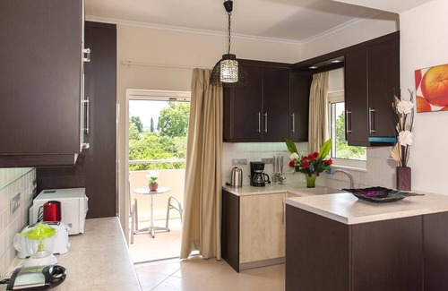 Agia Villa | Green Orange Villa-A 5 persons organic Villa 6.5km from Platania center