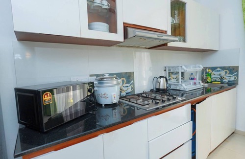 Polgasowita House | Green Retreat 2BR Hideout
