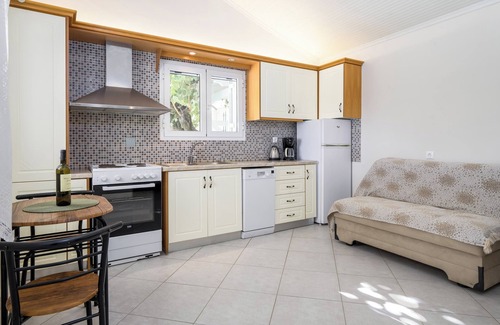 Spartia Villa | Green retreat ,family friendly , sea view, privacy, picturesque village