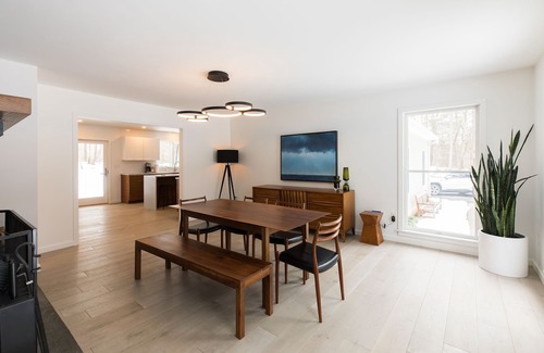 Ulster Park House | Green Sanctuary: Luxury Home Surrounded by Nature