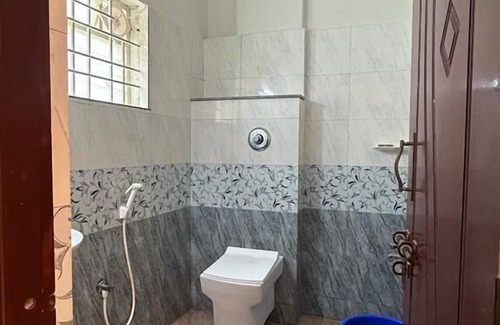 Gubbi Hotel | Green View Suites