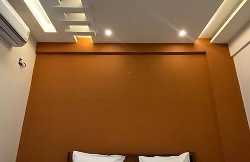 Gubbi Hotel | Green View Suites