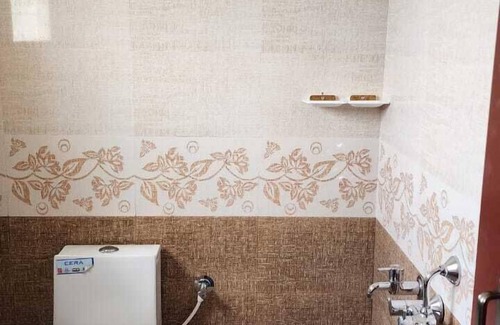 Gubbi Hotel | Green View Suites