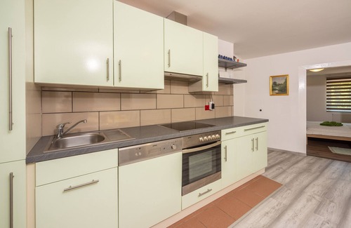 Vinodolska opcina House | Greenhouse Adria up to 10pers.