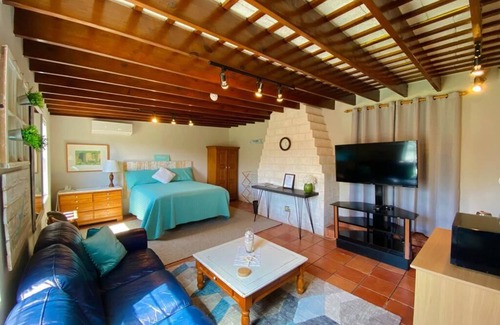 Warwick House | Greensleaves Guest House
