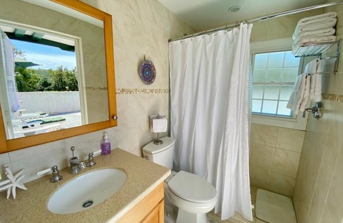 Warwick House | Greensleaves Guest House