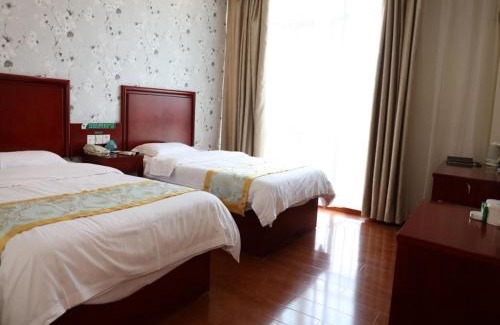 Fuyang Hotel | GreenTree Inn Anhui Fuyang Taihe South Xiyang Road Business Hotel