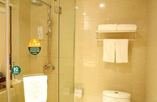 Dongtai Hotel | GreenTree Inn Jiangsu Yancheng Dongtai Jianggang Yingbin Road Gangcheng Avenue Business Hotel