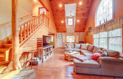 Brantingham House | Greig Getaway Near Brantingham Lake and Ski Resort