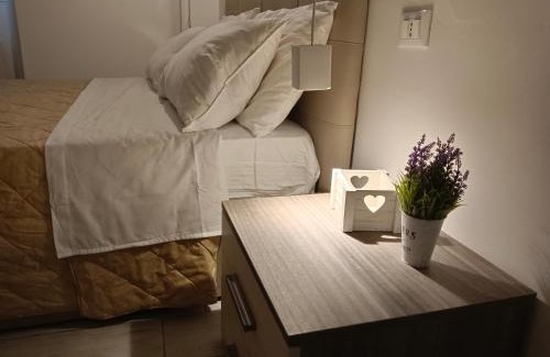 Como Apartment | Grey Apartment Villa Olmo