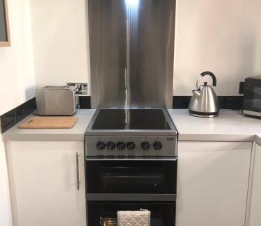 East Drayton Apartment | Grey Oak