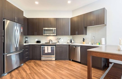 Mission Valley Apartment | Grill & Picnic Area | 1BR w/Kitchen | Work Desk