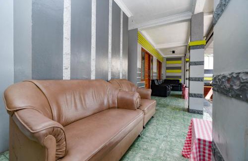 Colomadu Hotel | Griya Sakura Syariah near UMS