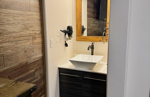 Rathdrum Hotel | Grizzly Lodge Motel