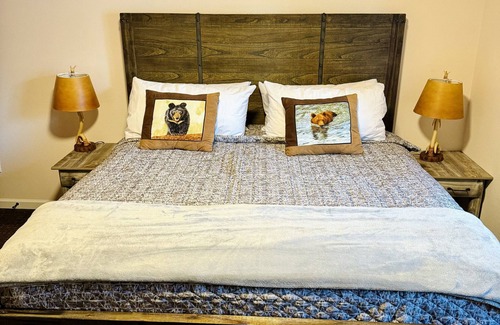 Rathdrum Hotel | Grizzly Lodge Motel
