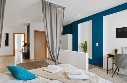 Kettig Apartment | Groß, Modern, Vollausgestattet, Parkplatz, Küche