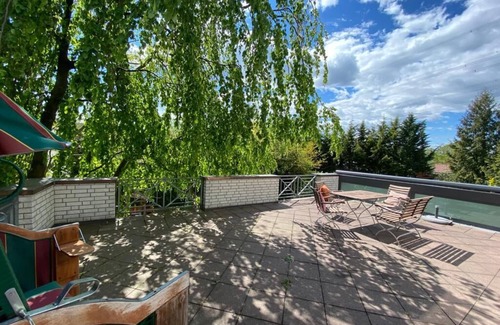 Schloss Holte-Stukenbrock Apartment | Große, Lichtdurchflutete Wohnung mit Dachterrasse und Sauna