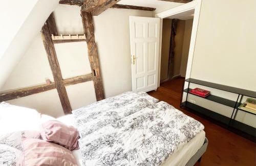 Weissenfels Apartment | Große Wohnung in Marktnähe