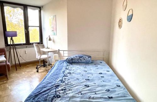 Englschalking House | Großes Privatzimmer in Messe und Oktoberfest Nähe