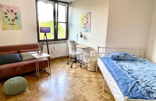 Englschalking House | Großes Privatzimmer in Messe und Oktoberfest Nähe