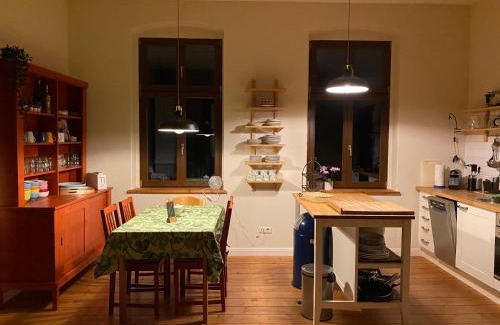 Calbe Apartment | Großzügige Gutshaus-Wohnung nahe Saale und Elbe