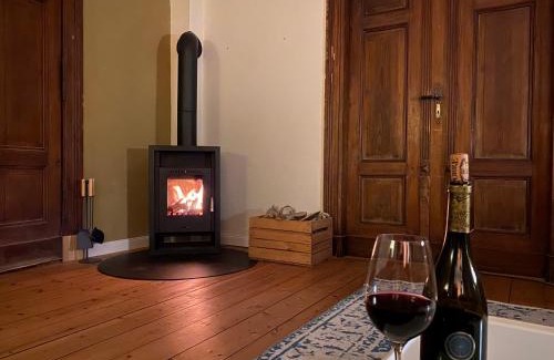 Calbe Apartment | Großzügige Gutshaus-Wohnung nahe Saale und Elbe