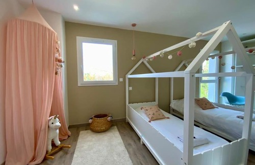 Vendargues Villa | GROOMI L'Elégante - 3 chambres, climatisation et piscine!