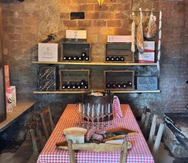 Carona Bed & Breakfast | Grotto del Pan Perdü
