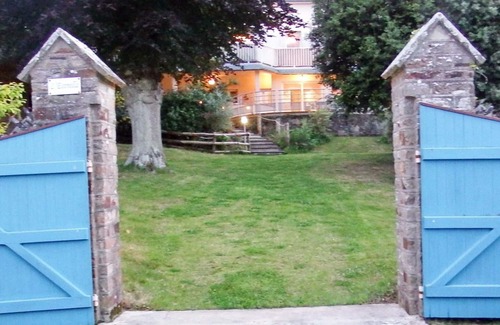 Barneville-Carteret Apartment | Ground floor apartment with terraces, WIFI, parking, and pets allowed
