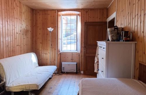 Campertogno Apartment | Ground floor apartment with garden