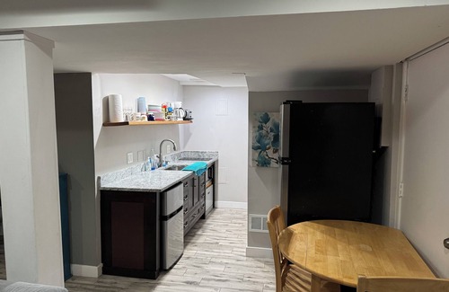 Arlington Apartment | Ground floor guest suite in west Arlington near bike path- pet friendly