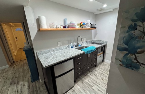 Arlington Apartment | Ground floor guest suite in west Arlington near bike path- pet friendly