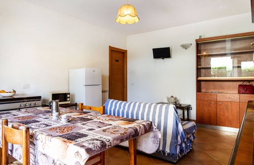 Alberese House | Ground floor Apartment with Terrace,Garden and Shared Pool