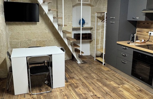 Corato Apartment | Ground floor loft, Street parking Ideal for capacity: up to 4 people