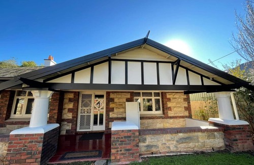 Westbourne Park House | Group entire house with salt pool and spa