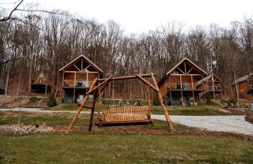 Scio House | Group Friendly Cabin with Spa on the Deck in Ohio